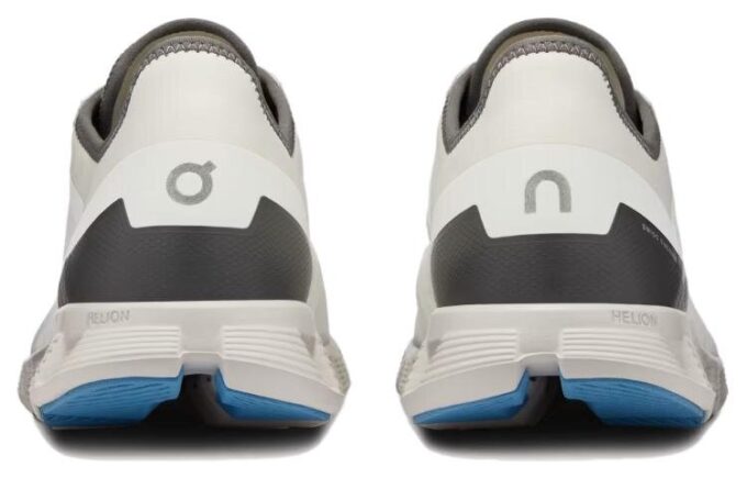 Cloud X 3 AD &laquo;Undyed White Niagara&raquo;