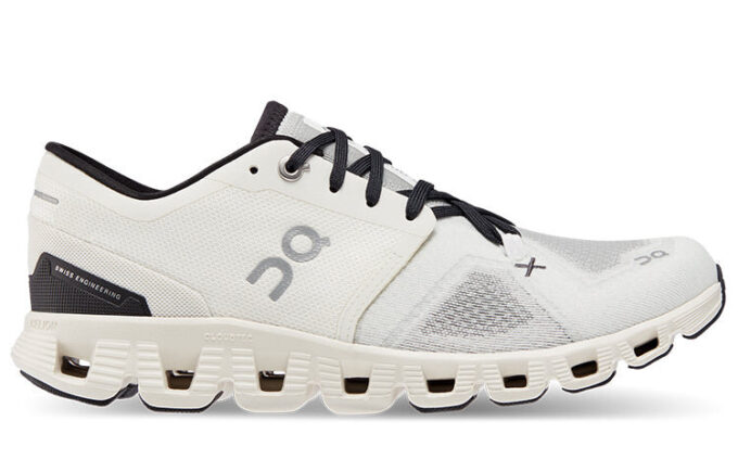Cloud X 3 &laquo;White Black&raquo;