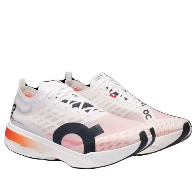 Cloudboom Strike &laquo;White Black Orange&raquo;