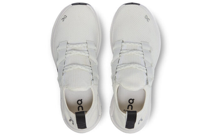 Cloudeasy &laquo;White Black&raquo;