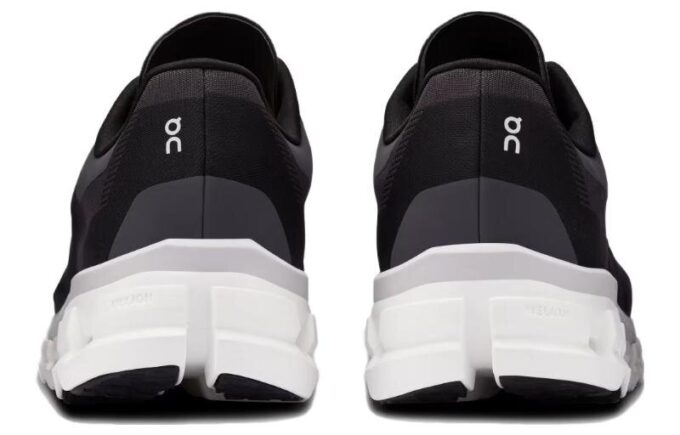 Cloudflow 4 &laquo;Black White&raquo;