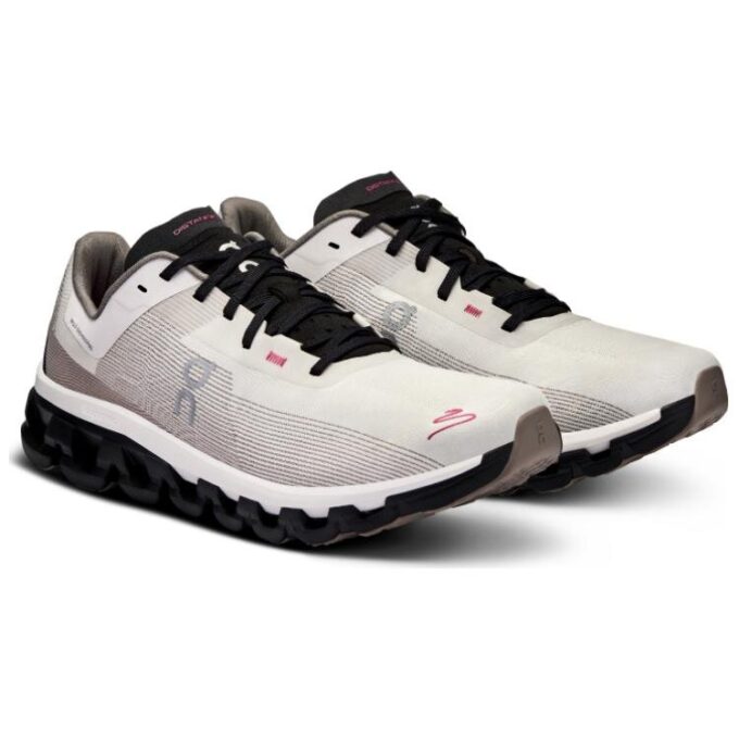 Cloudflow 4 DISTANCE &laquo;White Black&raquo;
