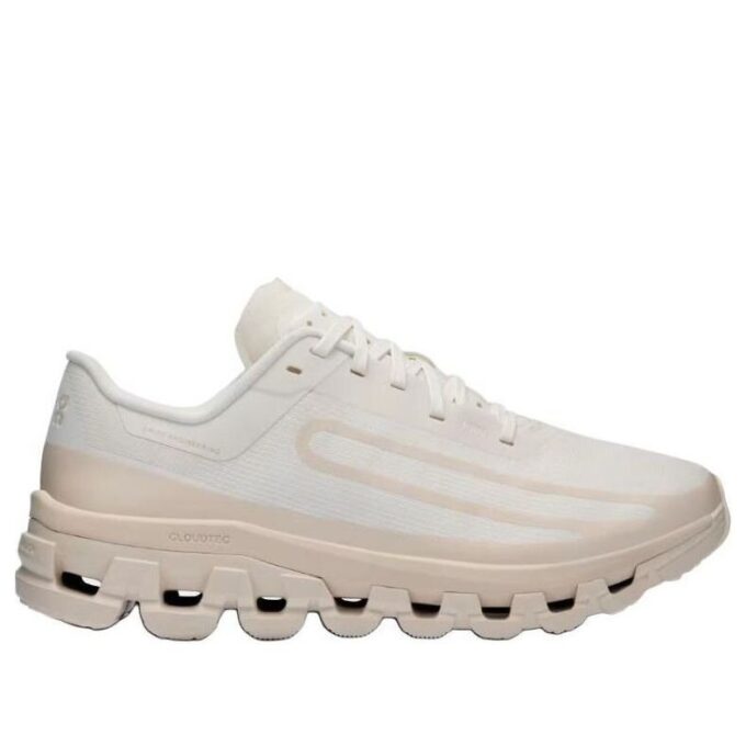 Cloudflow 4 IKON &laquo;White Moon&raquo;