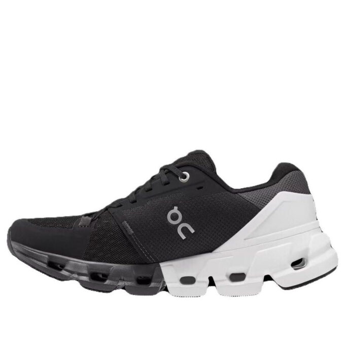 Cloudflyer 4 &laquo;Black White&raquo;
