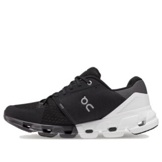 Cloudflyer 4 Wide &laquo;Black White&raquo;