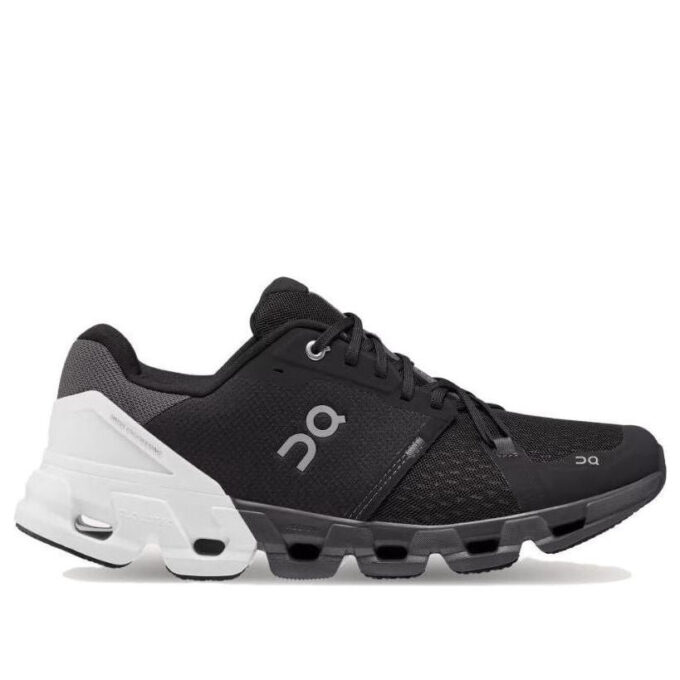 Cloudflyer 4 Wide &laquo;Black White&raquo;