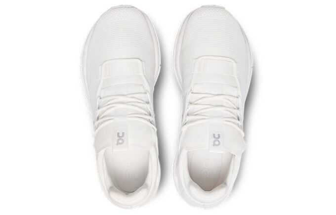 Cloudnova &laquo;Undyed White&raquo;