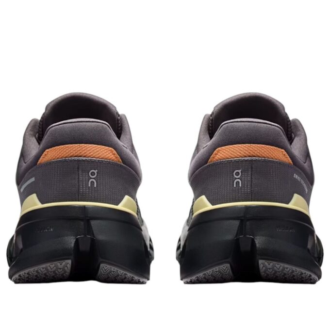 Cloudrunner 2 &laquo;Rock Tangerine&raquo;