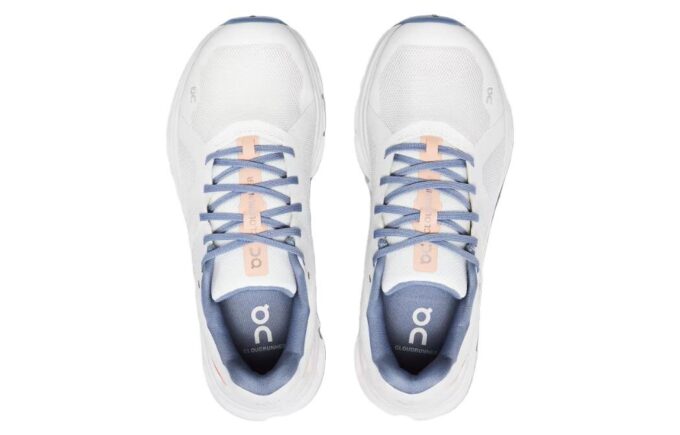 Cloudrunner &laquo;Undyed White Flame&raquo;