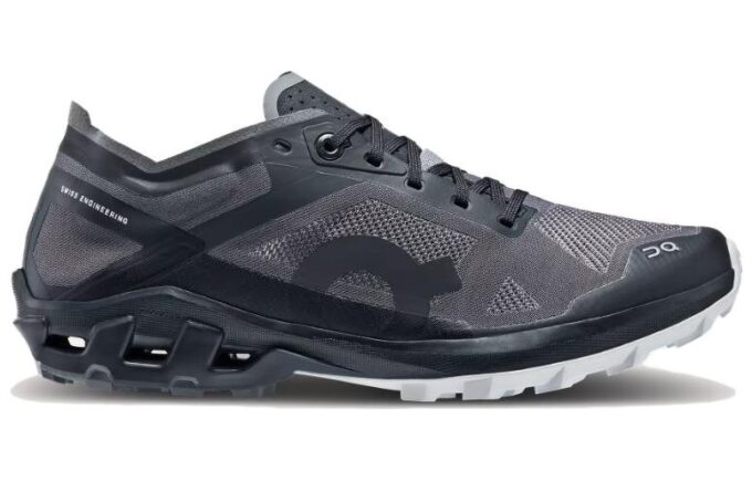 Cloudventure Peak 3 &laquo;Black Glacier&raquo;