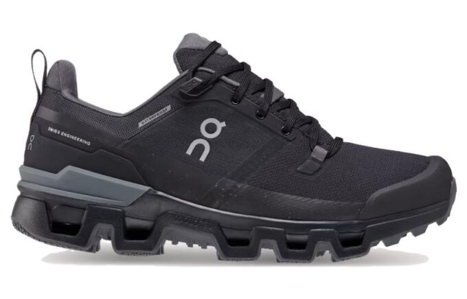 Cloudwander Waterproof &laquo;Black Eclipse&raquo;