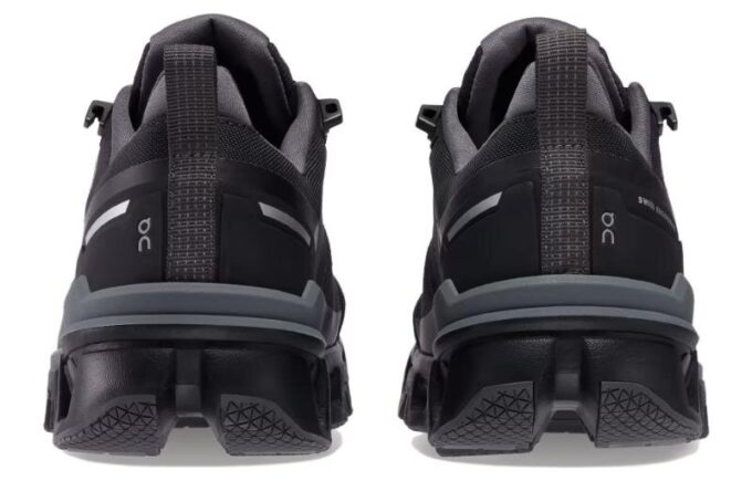 Cloudwander Waterproof &laquo;Black Eclipse&raquo;