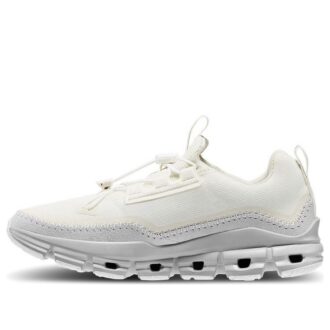 Cloudway &laquo;Undyed White Glacier&raquo;