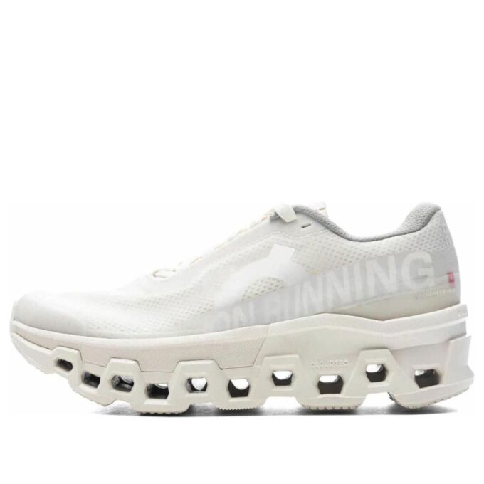 On Running x INVINCIBLE Cloudmonster 2 &laquo;Ivory White&raquo;