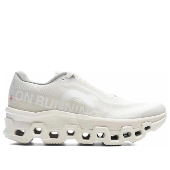 On Running x INVINCIBLE Cloudmonster 2 &laquo;Ivory White&raquo;