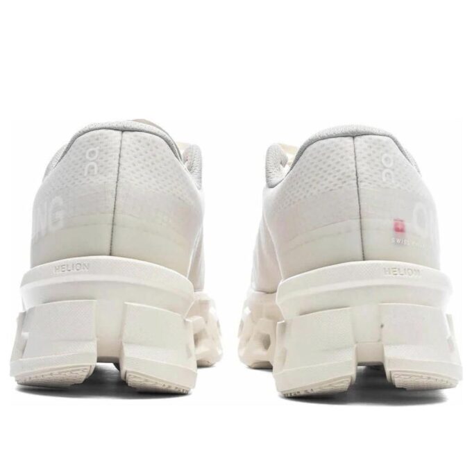 On Running x INVINCIBLE Cloudmonster 2 &laquo;Ivory White&raquo;
