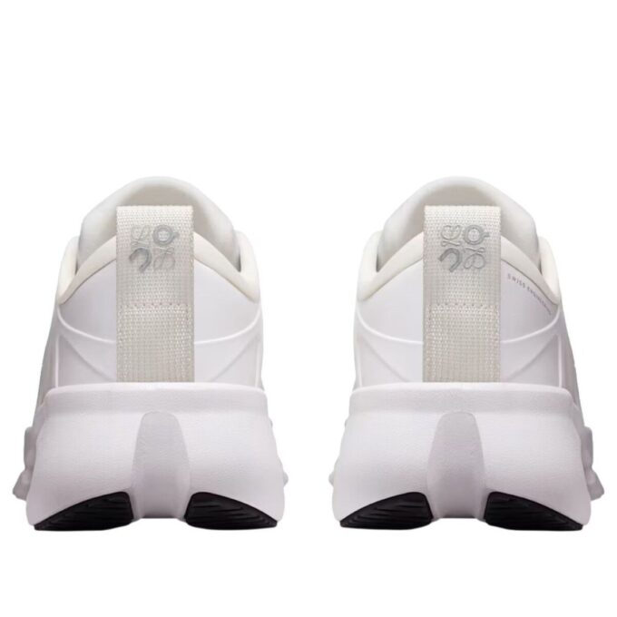 On Running x LOEWE Cloudsolo &laquo;White Light Grey&raquo;