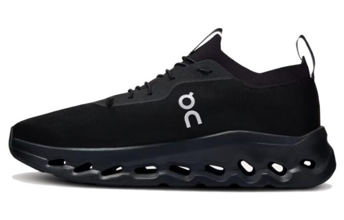 On Running x LOEWE Cloudtilt &laquo;All Black&raquo;