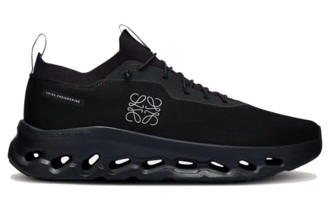On Running x LOEWE Cloudtilt &laquo;All Black&raquo;