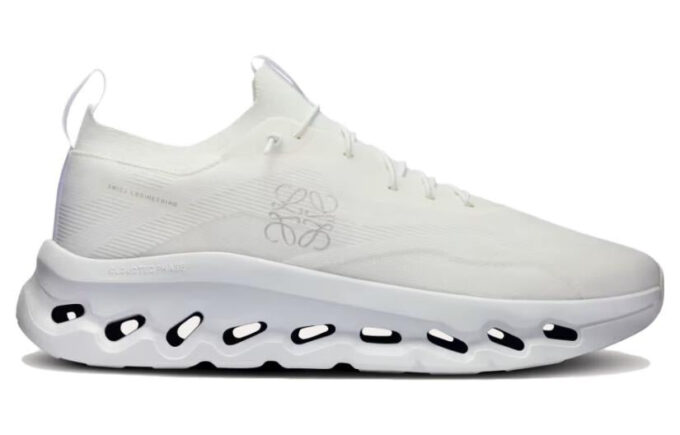 On Running x LOEWE Cloudtilt &laquo;All White&raquo;