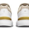 The Roger Advantage &laquo;White Bronze&raquo;