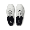 The Roger Advantage &laquo;White Midnight&raquo;