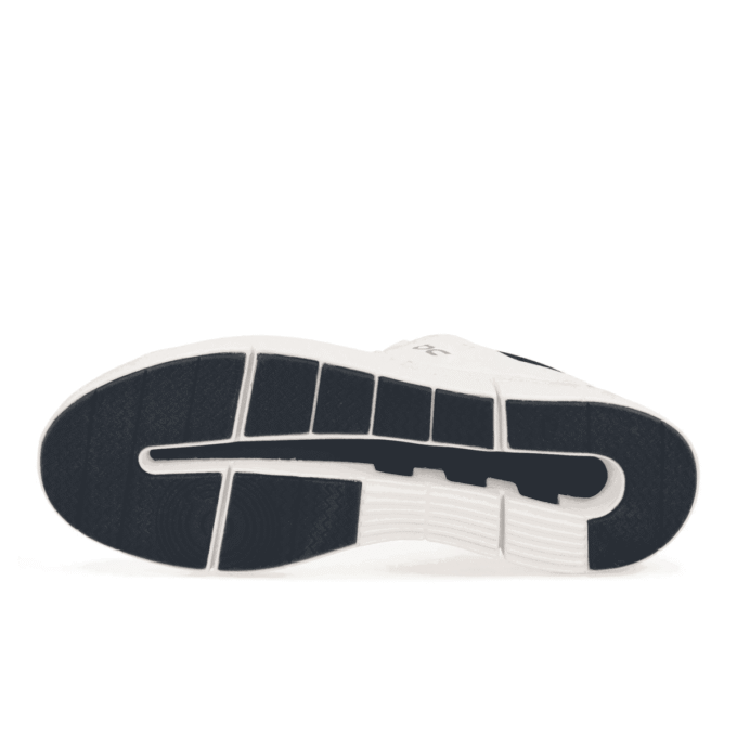 The Roger Advantage &laquo;White Midnight&raquo;